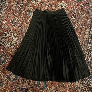 Abercrombie Satin Pleated Midi Skirt MP